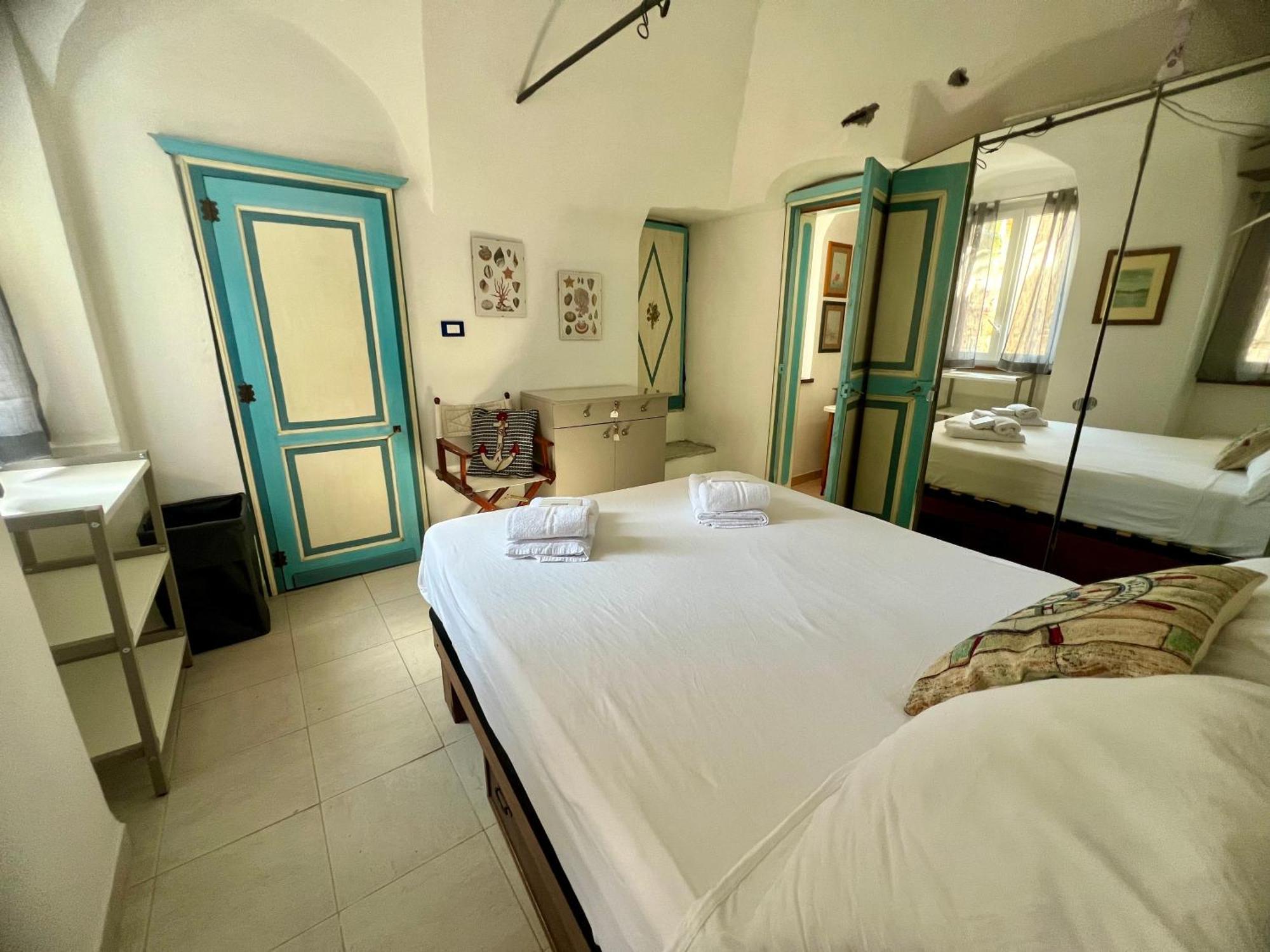 Suite Terrace In Pigna - Sanremo Exteriör bild