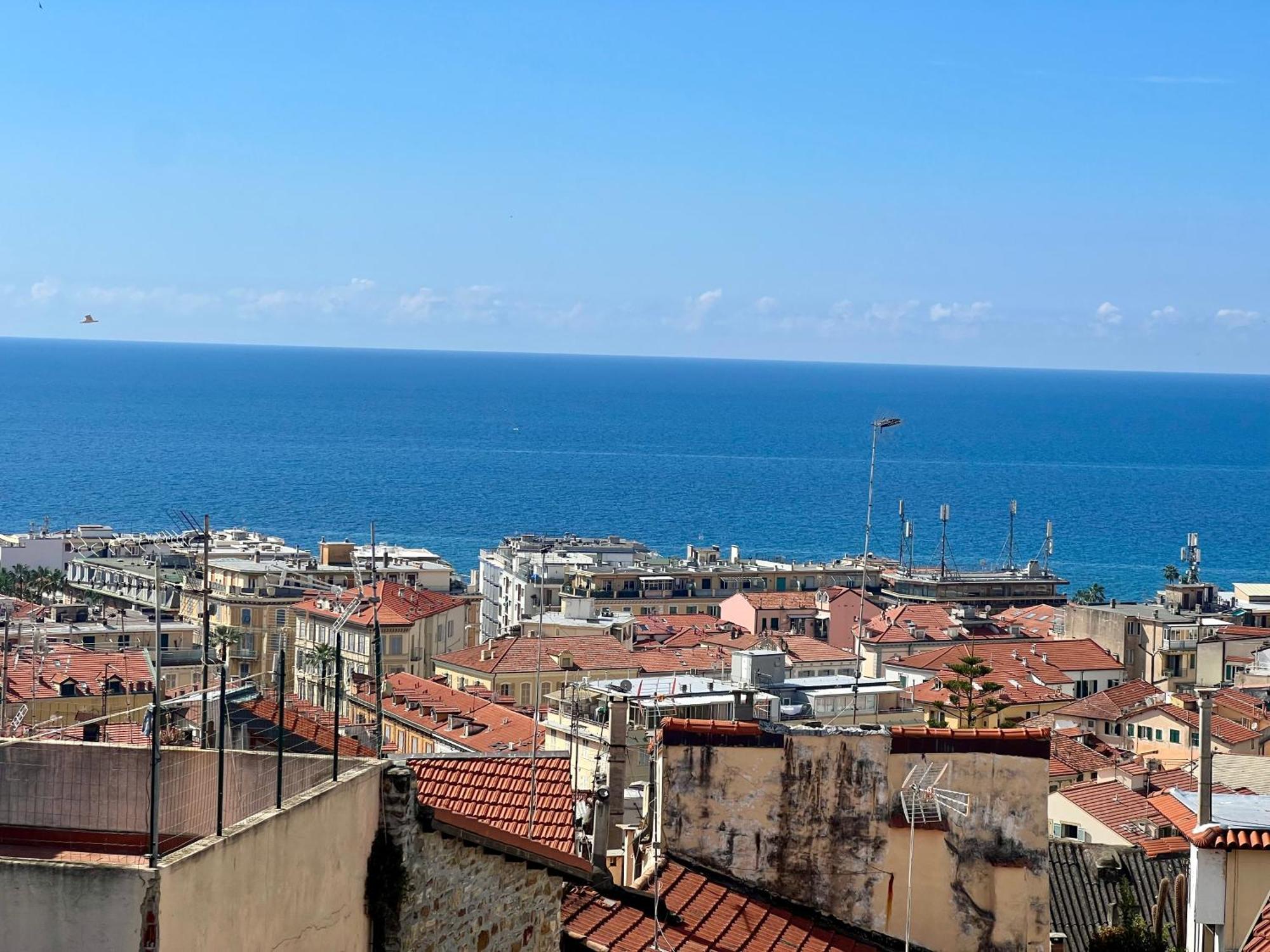 Suite Terrace In Pigna - Sanremo Exteriör bild
